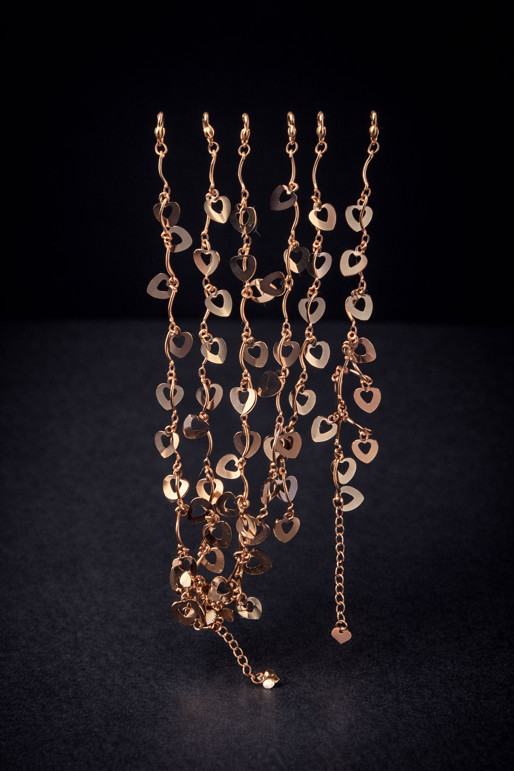 Radiant Rose Gold Heart Fringe Payal – Multi-Layered Romantic Anklet – Delicate Heart Dangle Foot Accessory
