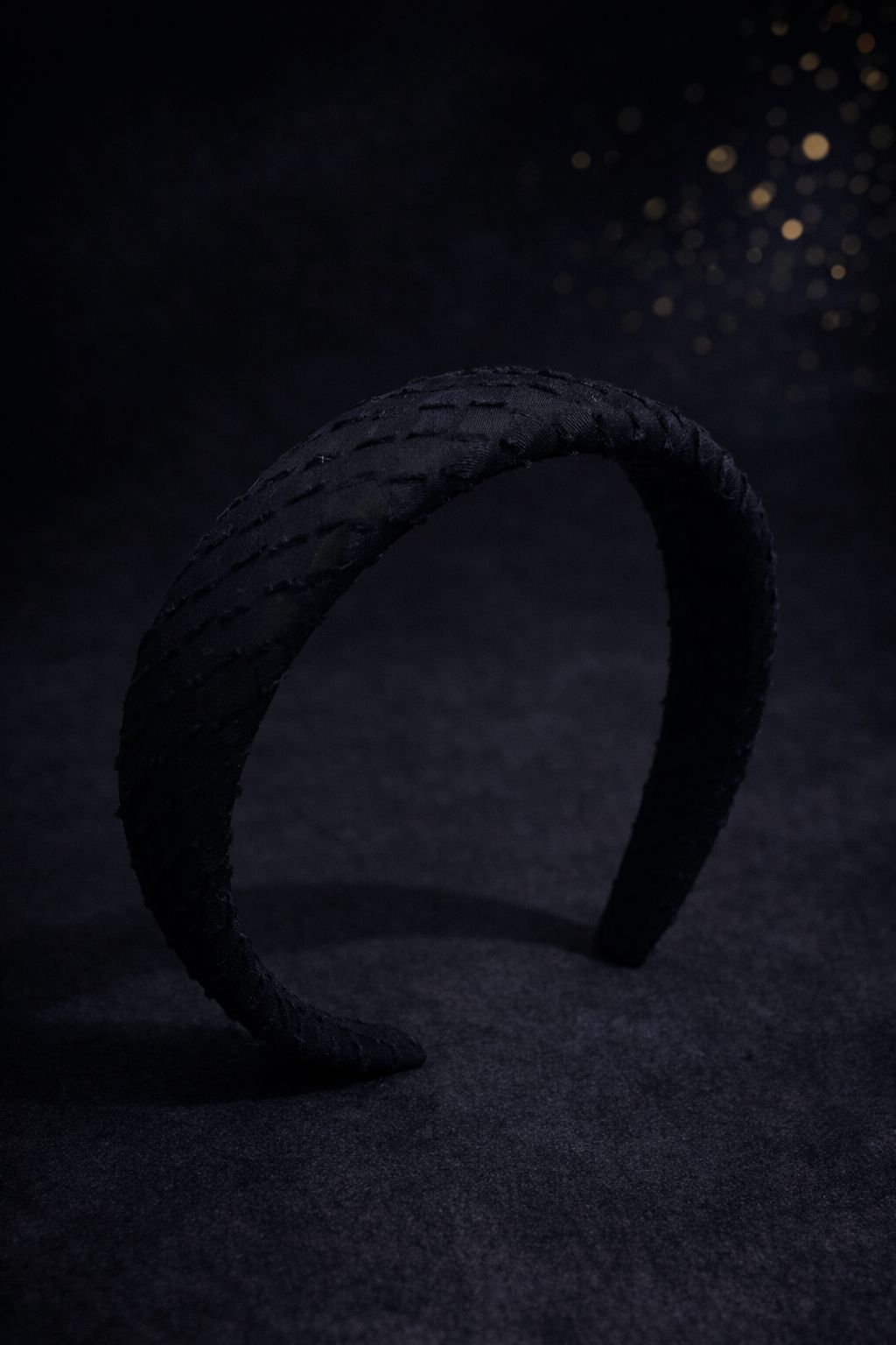 Black Padded Headband for Women – Textured Diagonal Pattern Hairband – Classic Solid Black Alice Band – Modern Puffy Headband Accessory