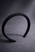 Essential Black Puffy Headband – Sleek Monochrome Statement Hairband – Timeless Minimalist Padded Headpiece for Work and Events