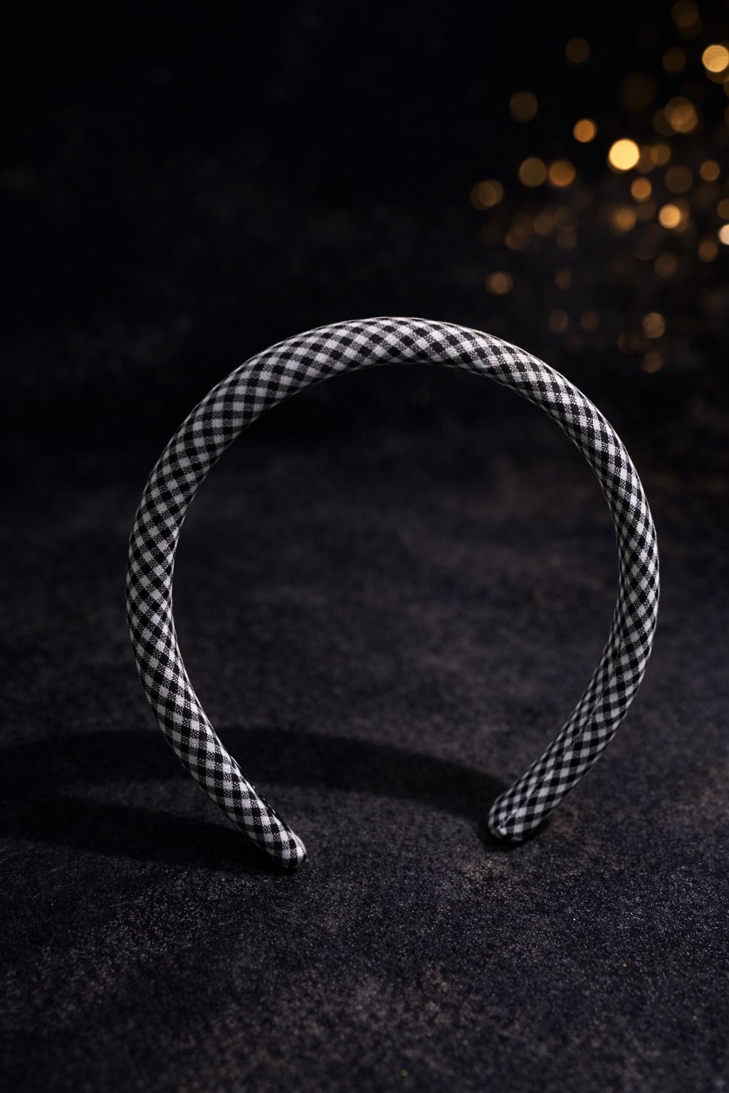 Black and White Gingham Headband for Women – Checkered Pattern Padded Hairband – Classic Monochrome Plaid Alice Band – Trendy Retro Puffy Headpiece